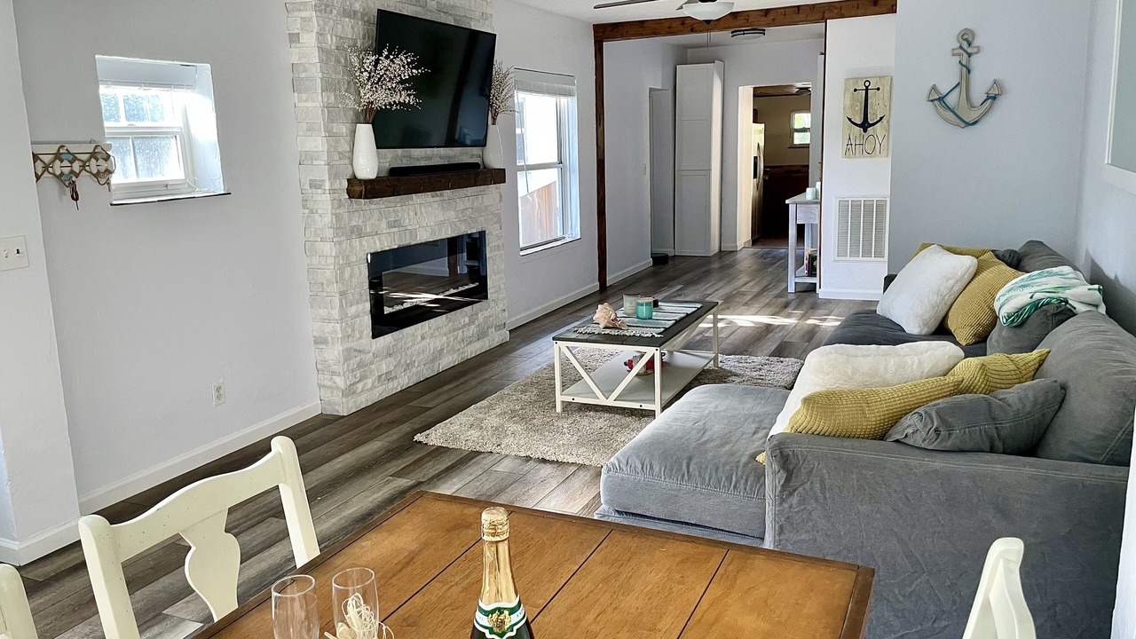 Photo of Livingroom in Shady Banks