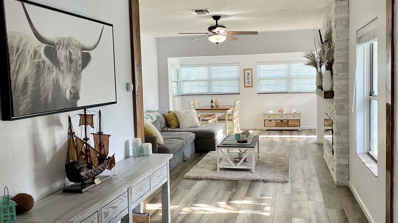 Photo of Livingroom in Shady Banks