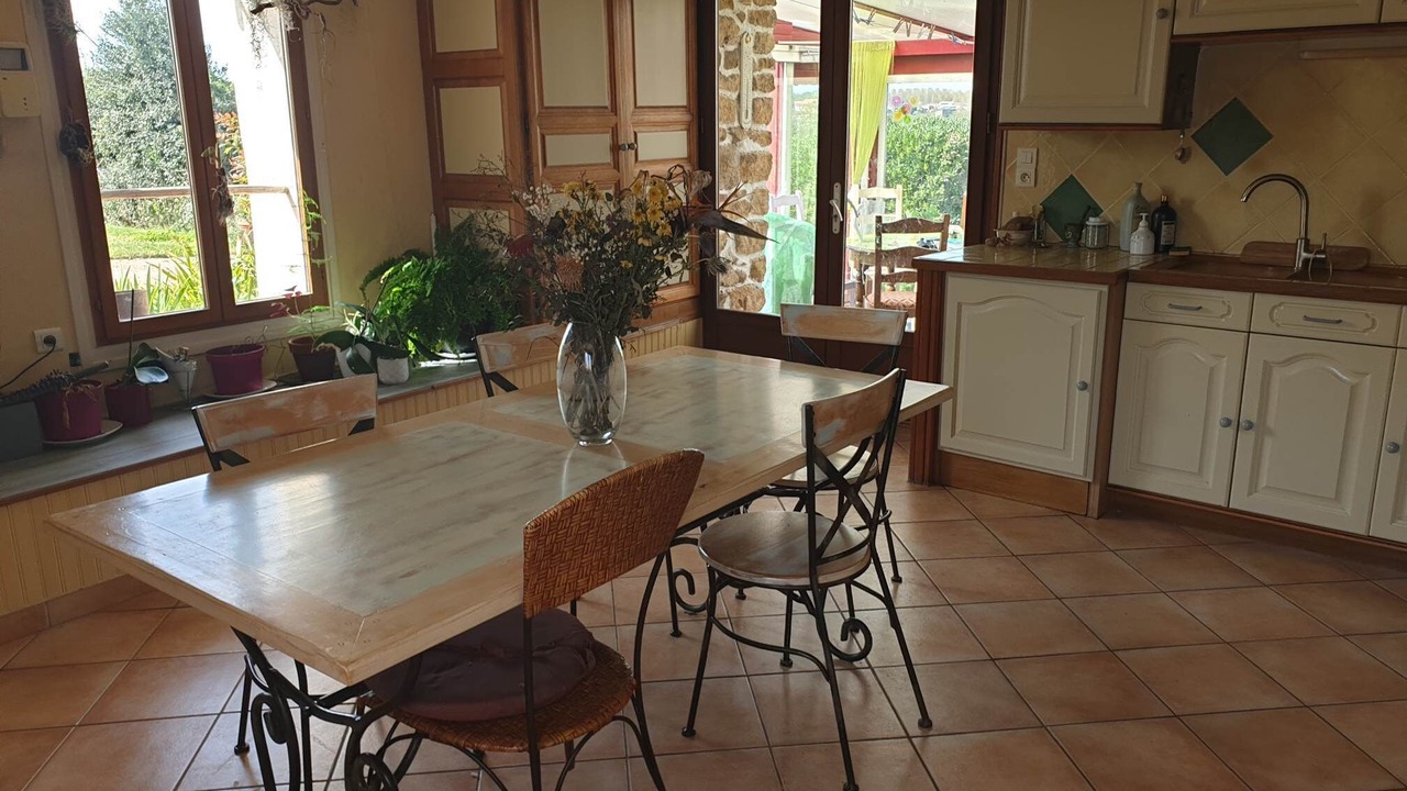 Photo of Others in Chaille-sous-les-Ormeaux