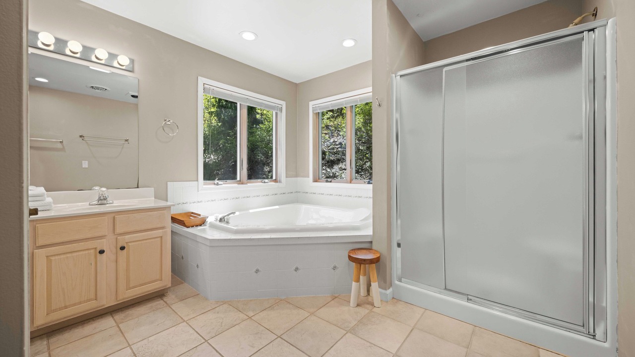 Photo of Bathroom in Valois