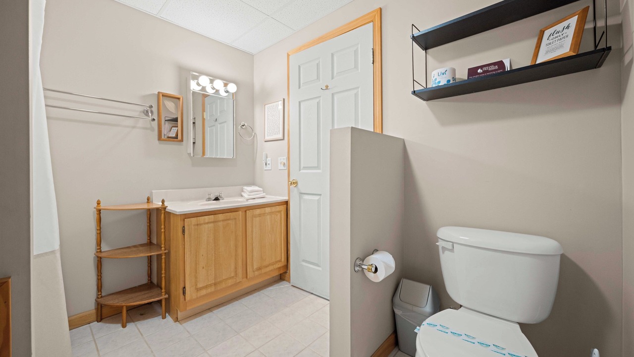 Photo of Bathroom in Valois