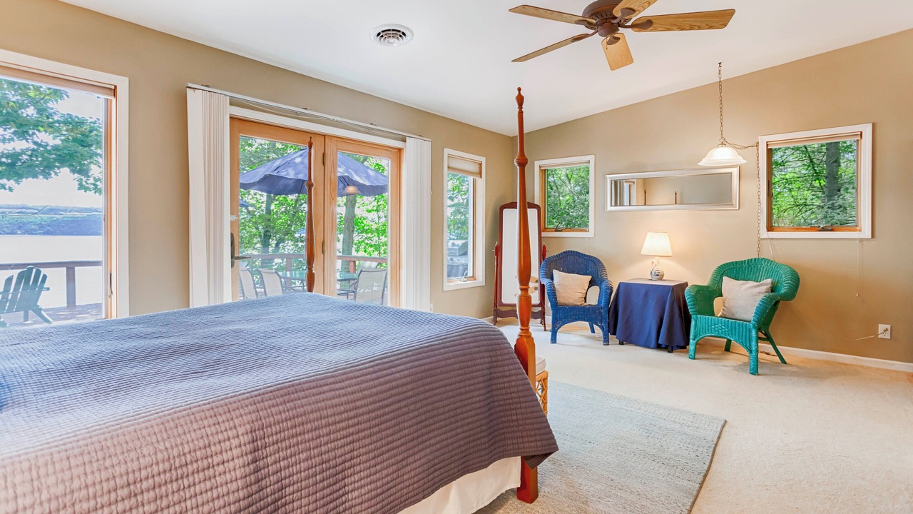 Photo of Bedroom in Valois