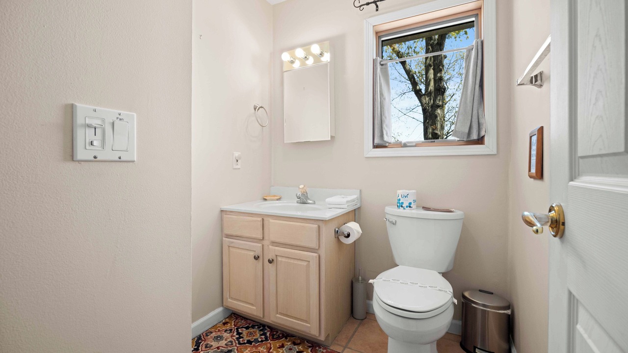 Photo of Bathroom in Valois
