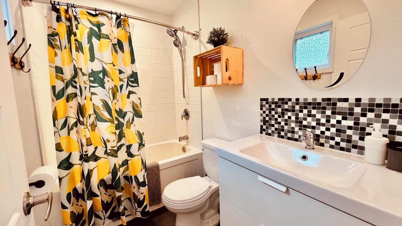 Photo of Bathroom in Notre-Dame-de-la-Merci