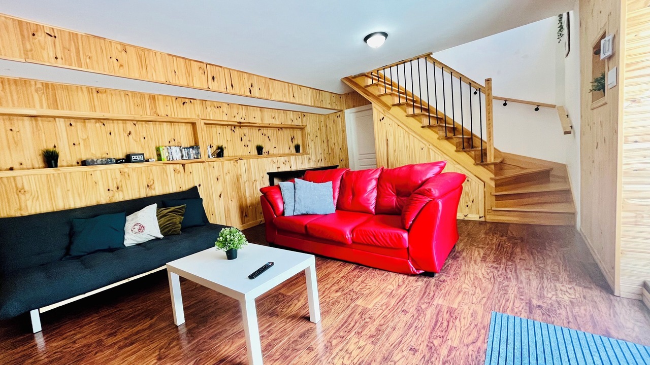 Photo of Livingroom in Notre-Dame-de-la-Merci