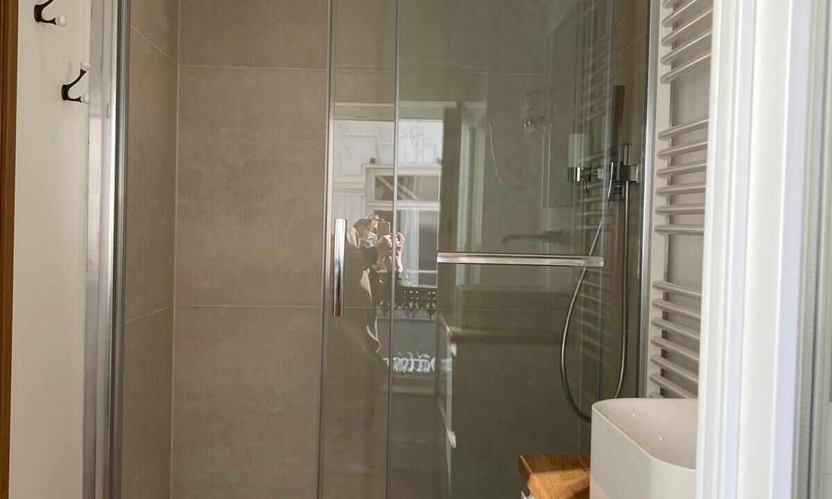 Photo of Bathroom in Montreuil-sur-Mer