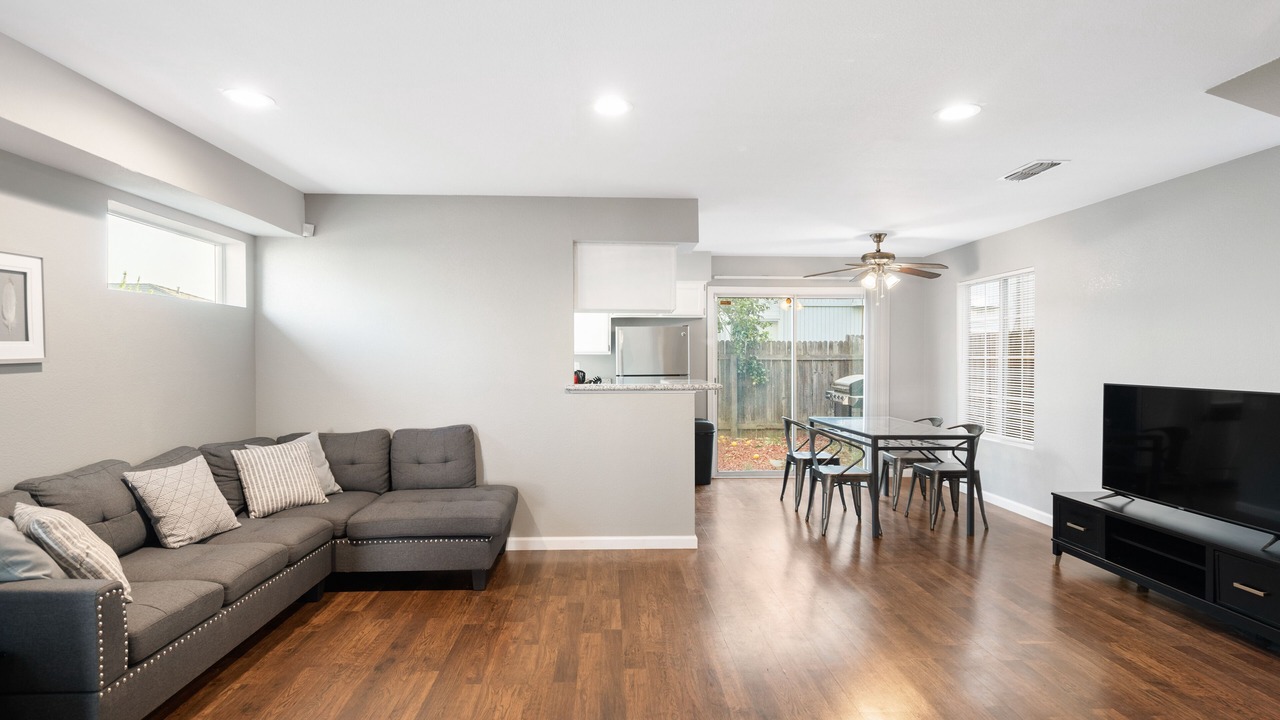 Photo of Livingroom in Sacramento