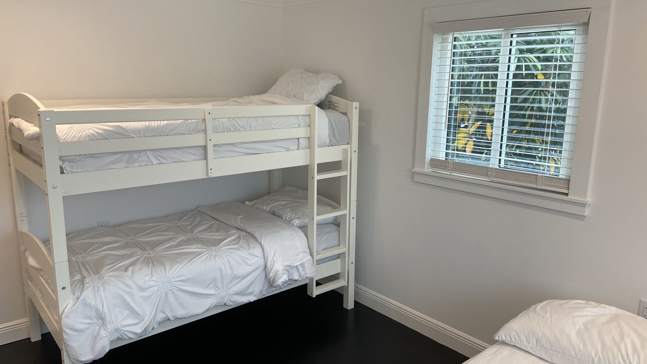 Photo of Bedroom in Golden Beach Estates