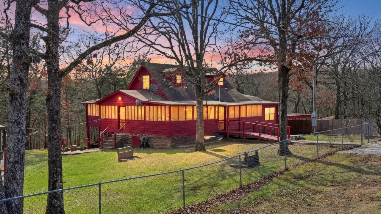 Photo of Outdoor in Park Hill