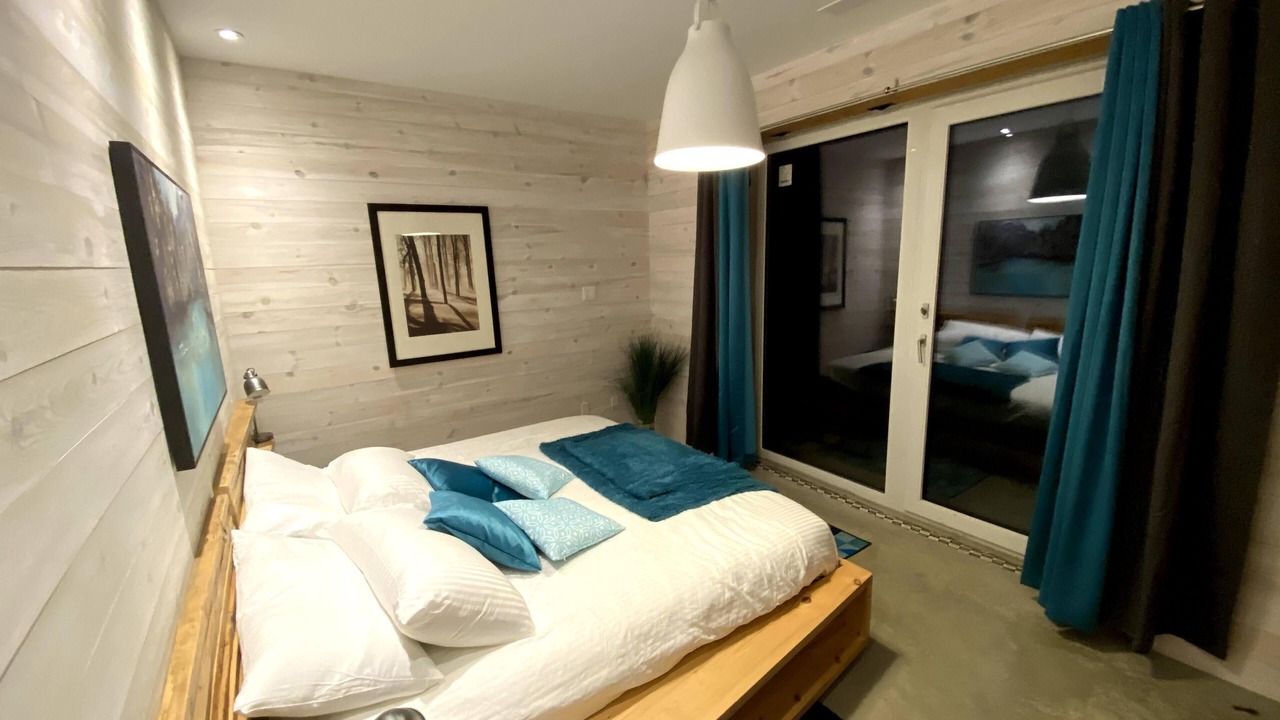 Photo of Bedroom in Eastman