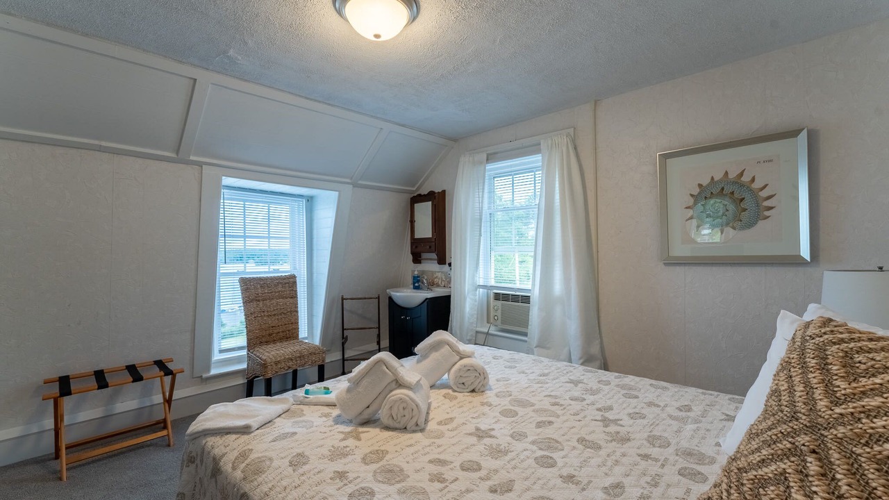 Photo of Bedroom in Weirs Beach