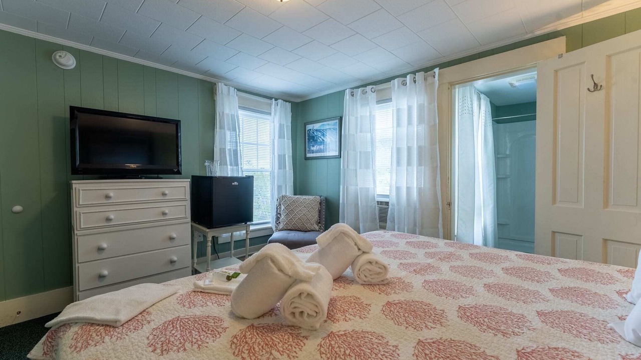 Photo of Bedroom in Weirs Beach