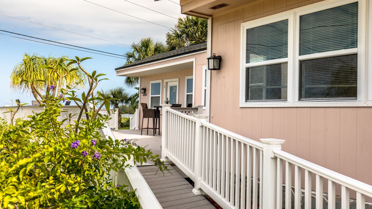 Photo of Patio Balcony in Grant-Valkaria
