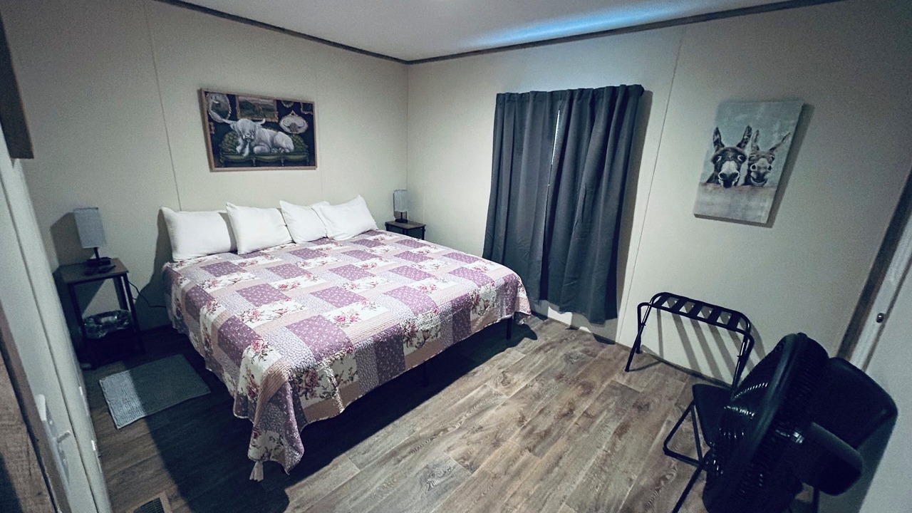 Photo of Bedroom in Richland Springs