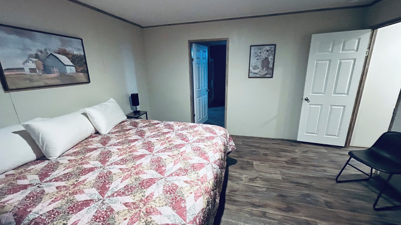 Photo of Bedroom in Richland Springs