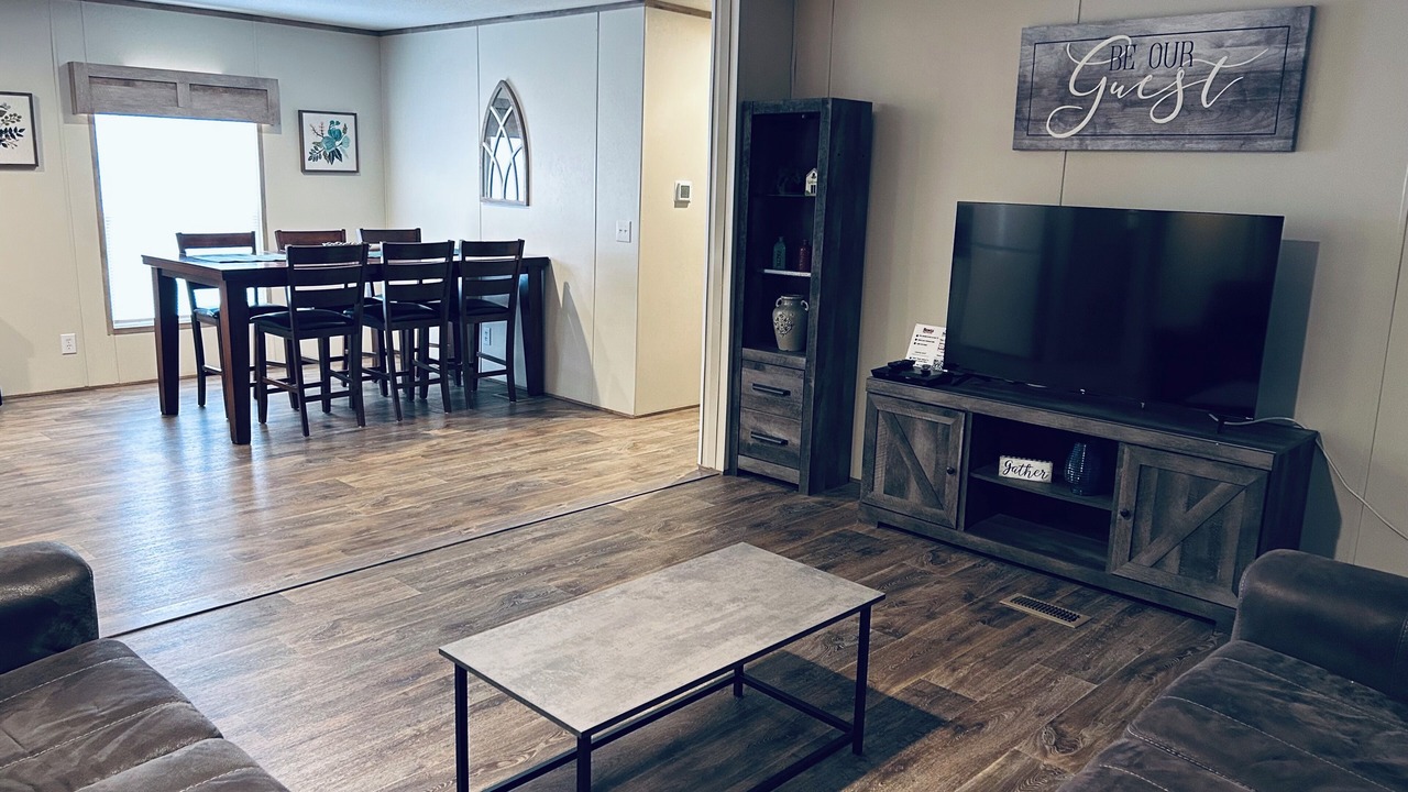Photo of Livingroom in Richland Springs