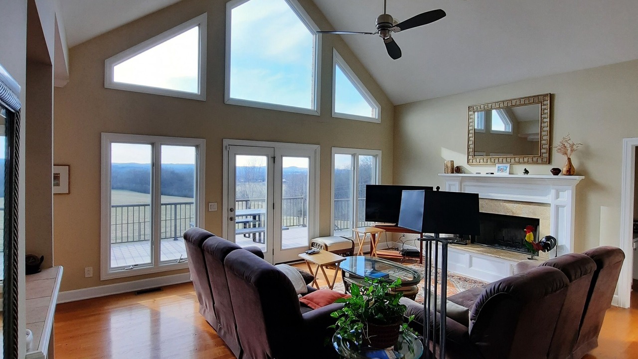 Photo of Livingroom in Shelbyville
