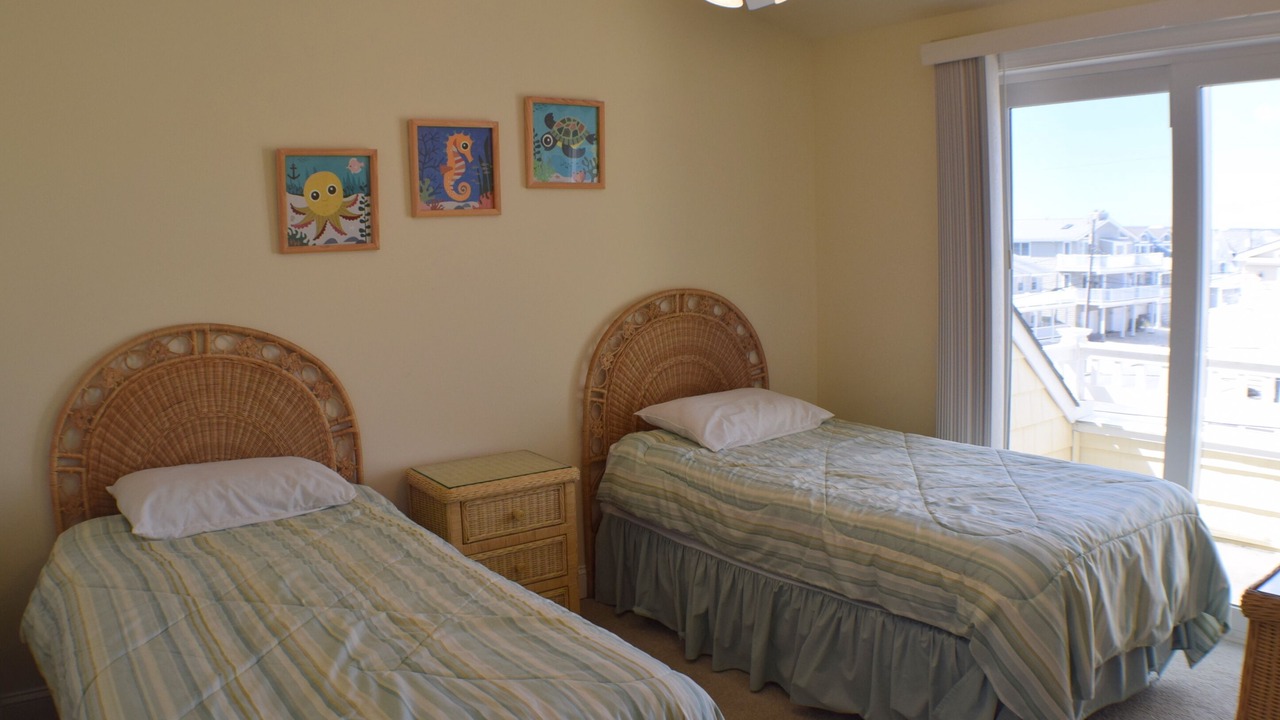 Photo of Bedroom in Townsend's Inlet