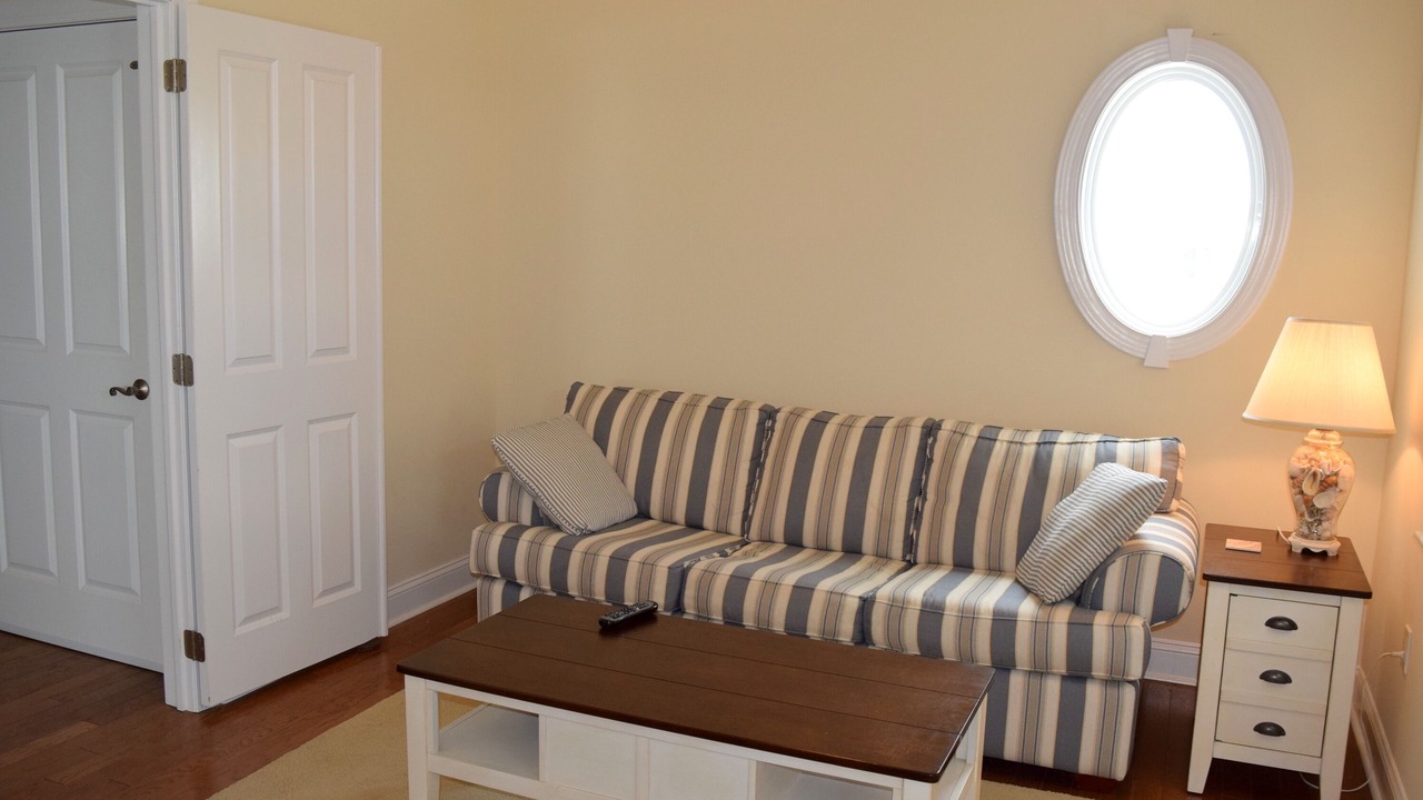 Photo of Livingroom in Townsend's Inlet