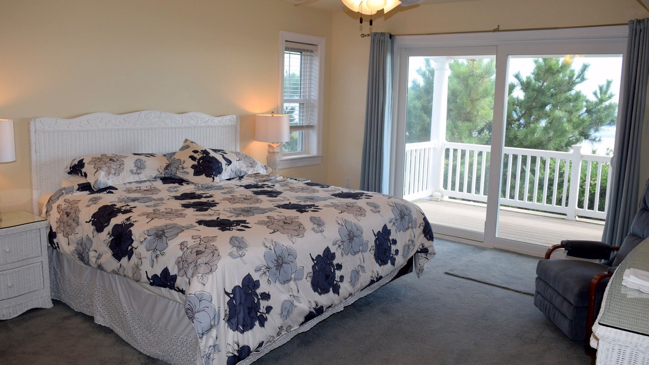 Photo of Bedroom in Townsend's Inlet