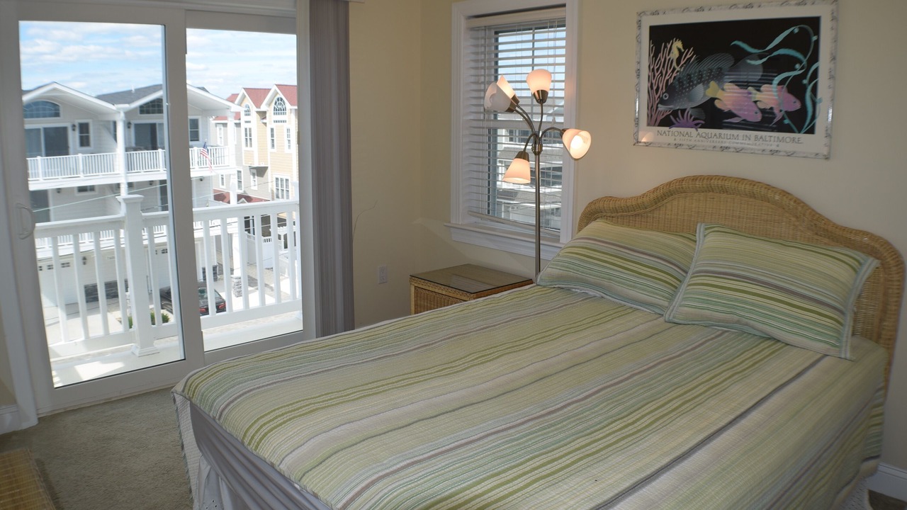 Photo of Bedroom in Townsend's Inlet