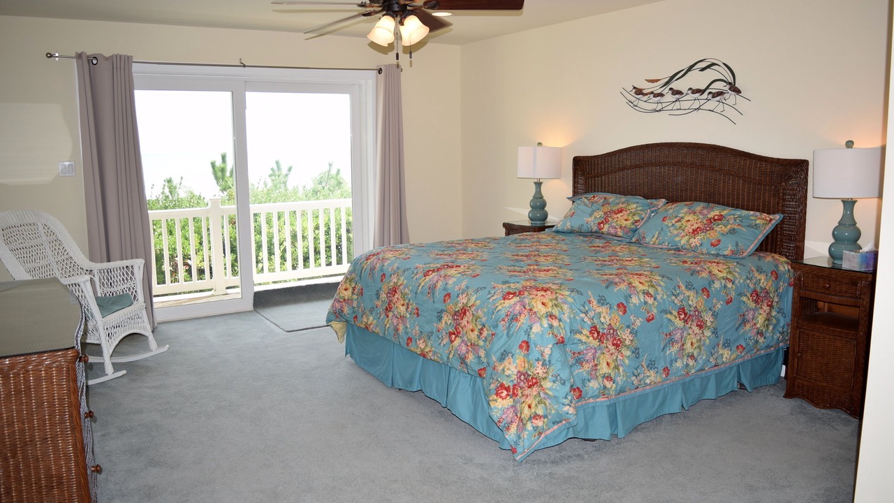 Photo of Bedroom in Townsend's Inlet