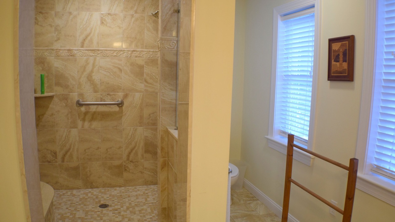 Photo of Bathroom in Townsend's Inlet