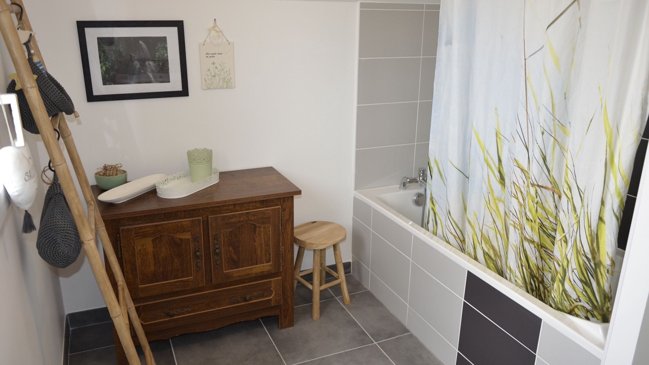 Photo of Bathroom in Saint-Coulomb