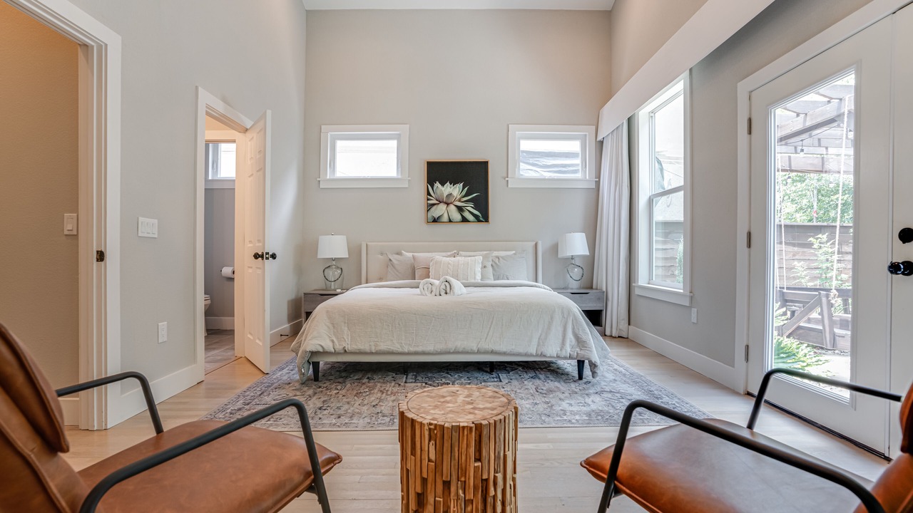 Photo of Bedroom in Tobin Hill