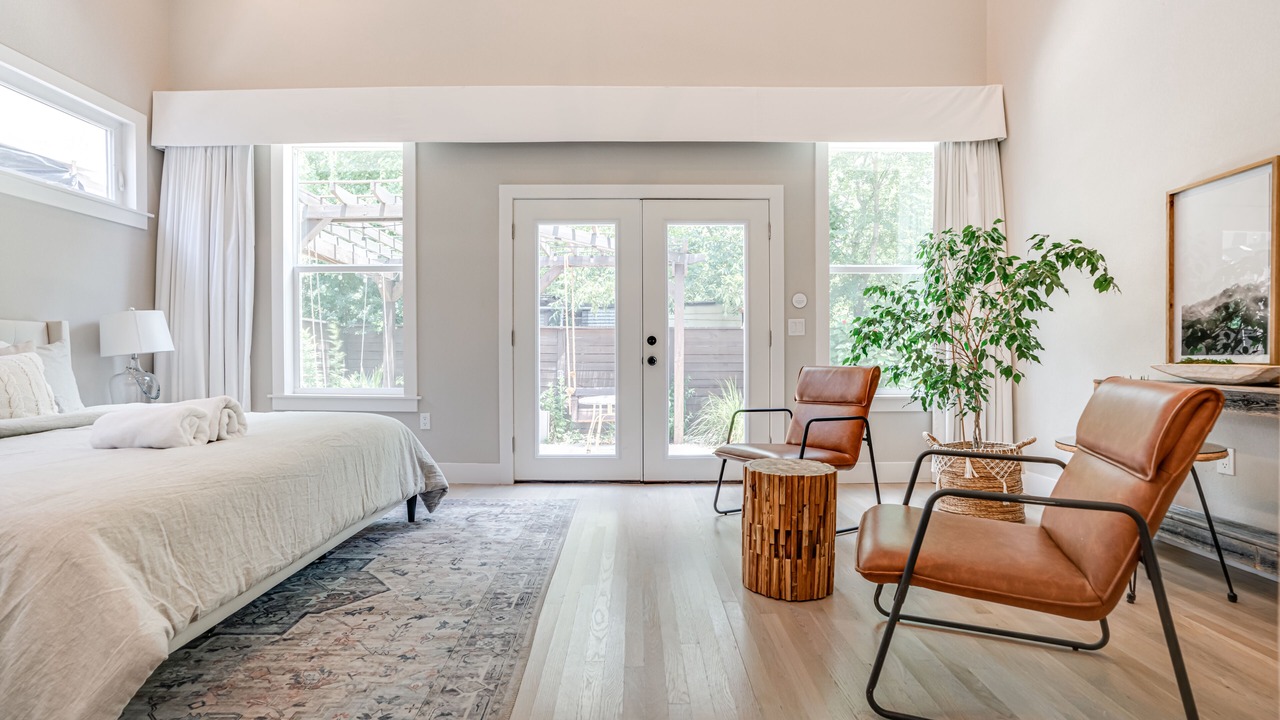 Photo of Bedroom in Tobin Hill
