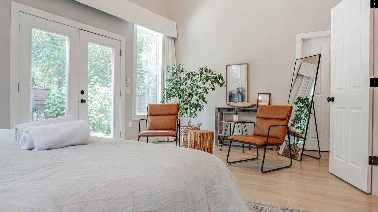 Photo of Bedroom in Tobin Hill