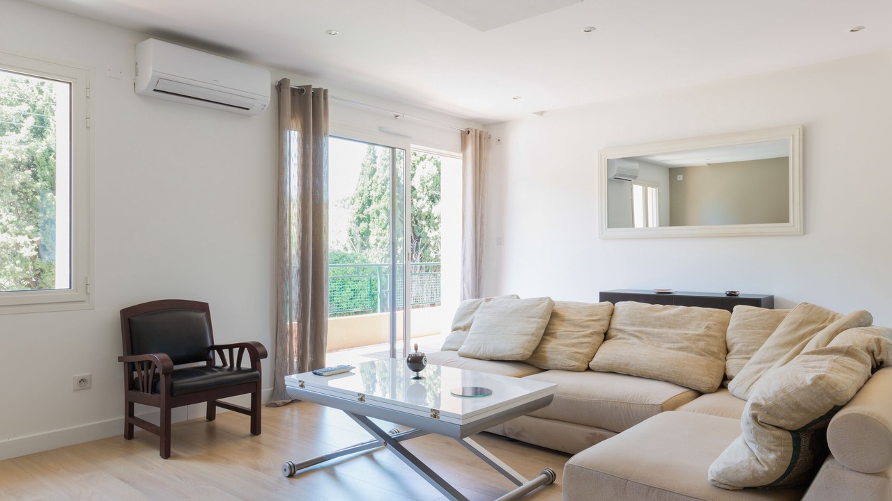 Photo of Livingroom in Le Mourillon