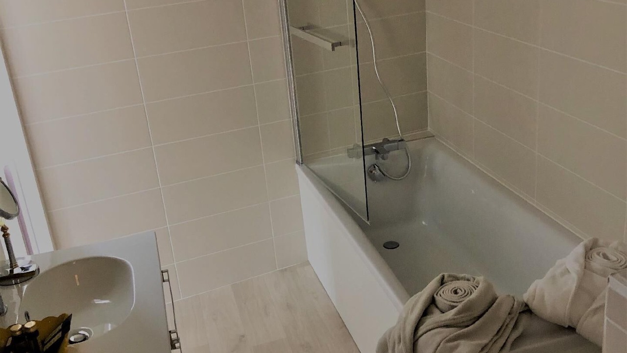 Photo of Bathroom in Azay-le-Rideau