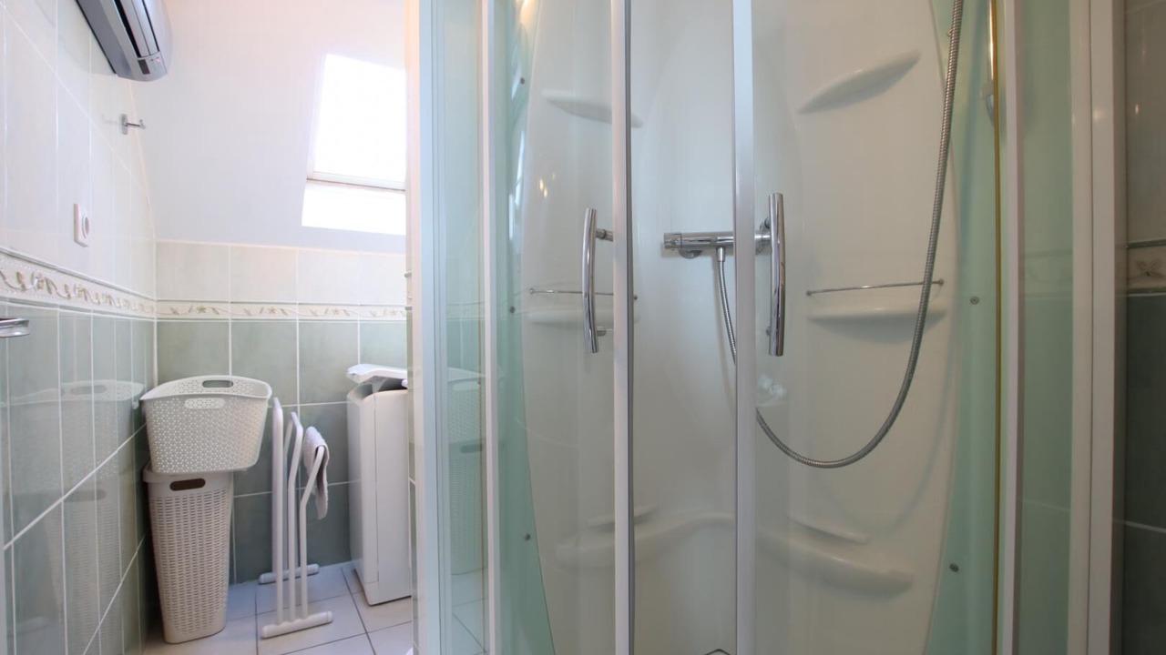 Photo of Bathroom in Mascaraas-Haron