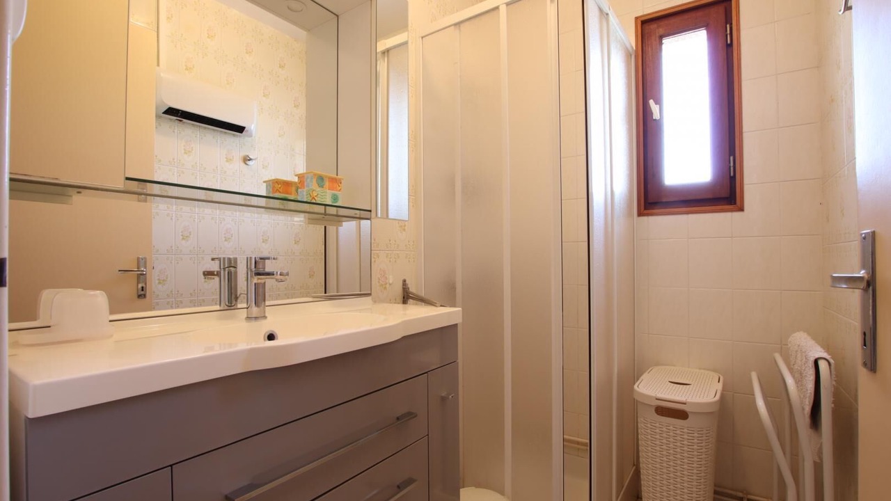 Photo of Bathroom in Mascaraas-Haron