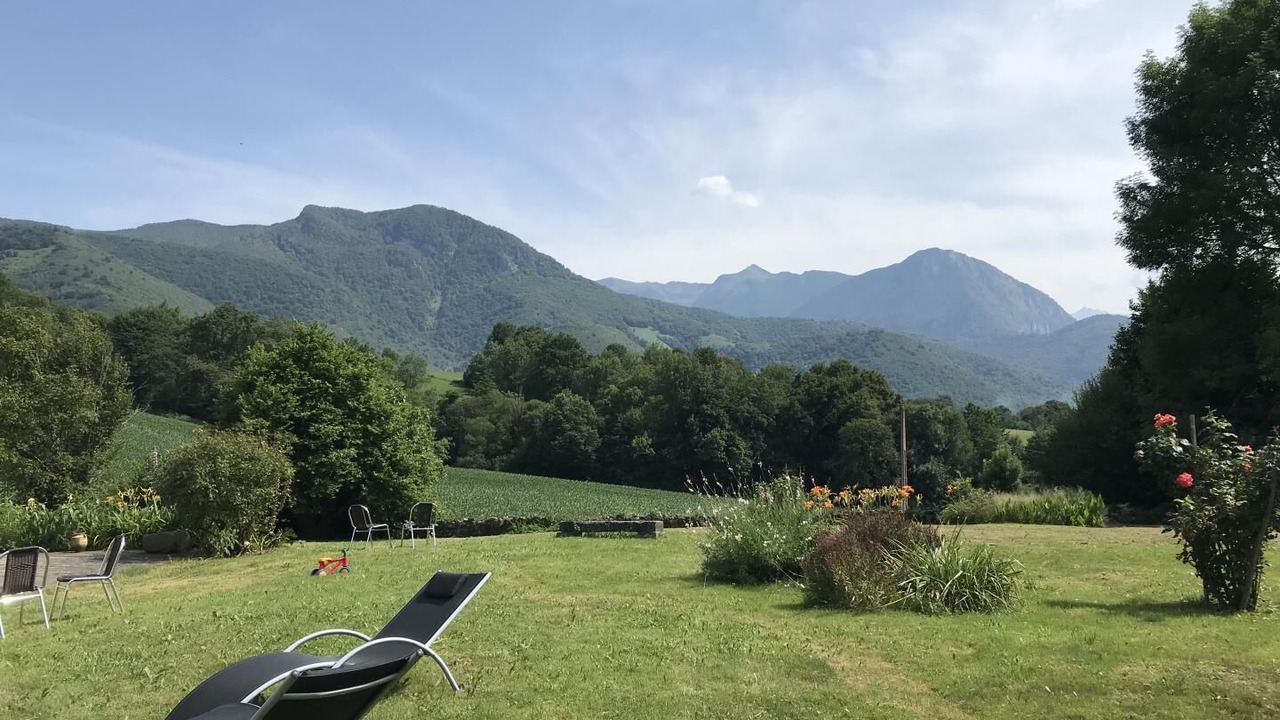 Photo of Outdoor in Asson