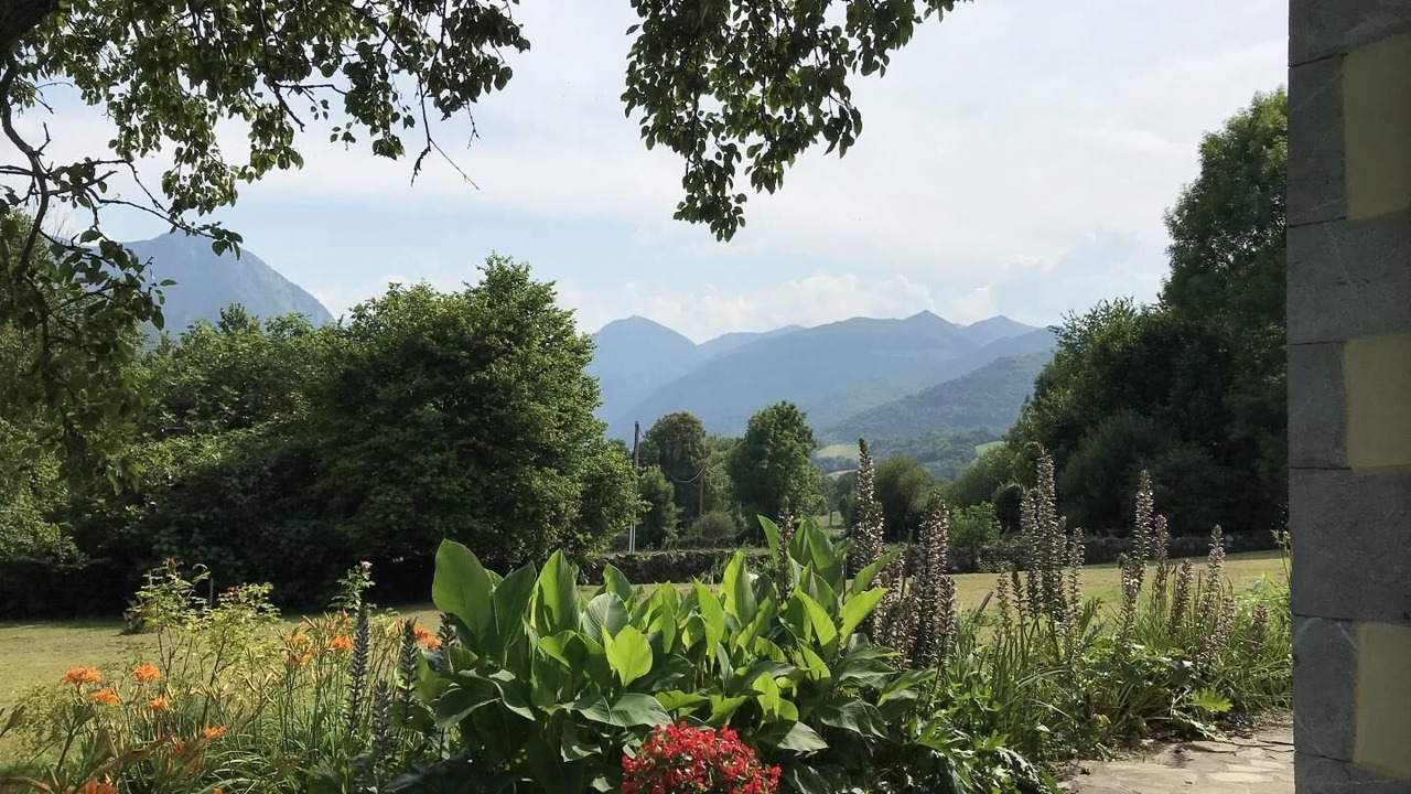 Photo of Outdoor in Asson