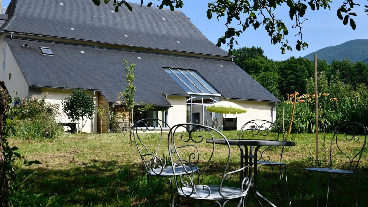 Photo of Outdoor in Asson