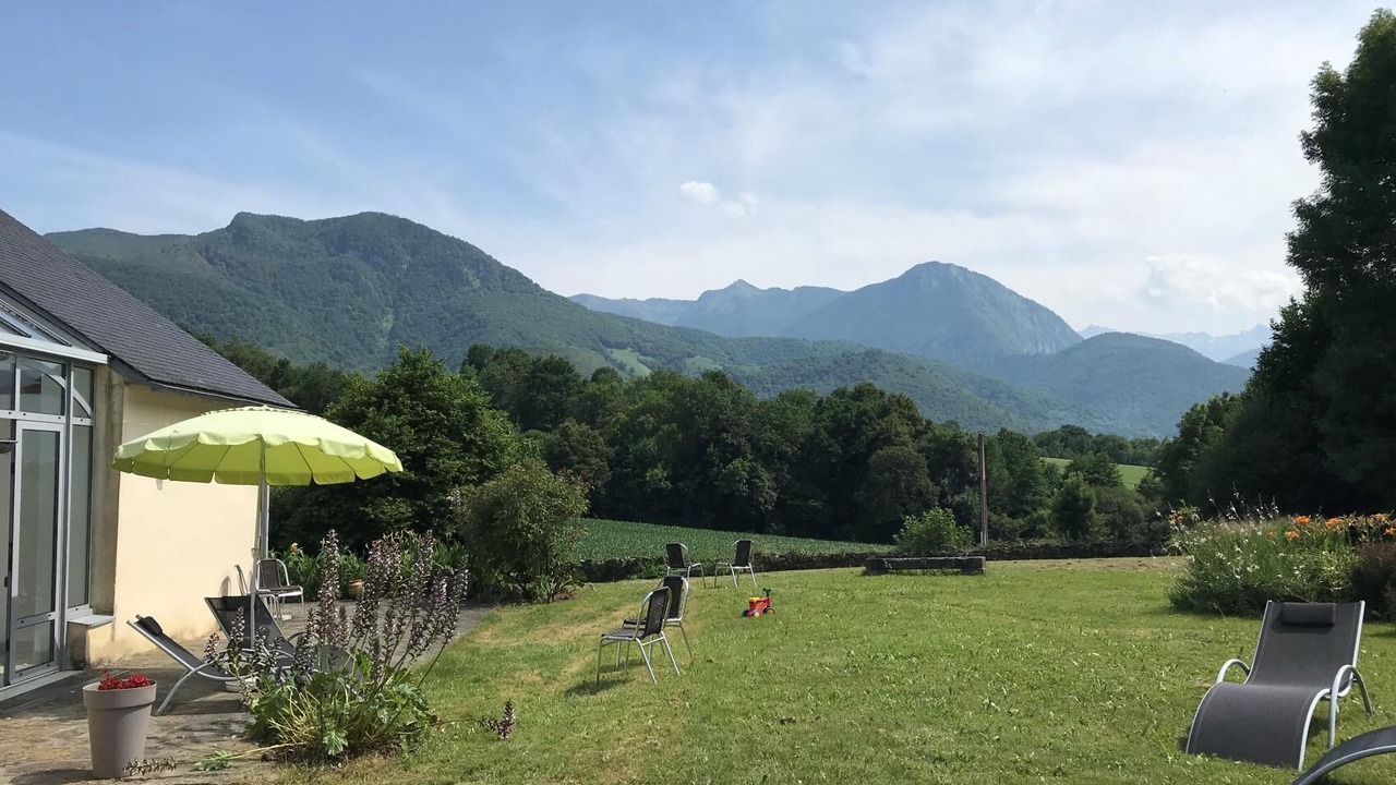 Photo of Outdoor in Asson