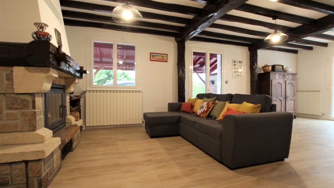 Photo of Livingroom in Arbouet-Sussaute