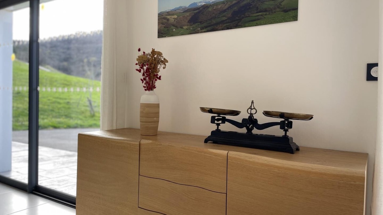 Photo of Others in Juxue