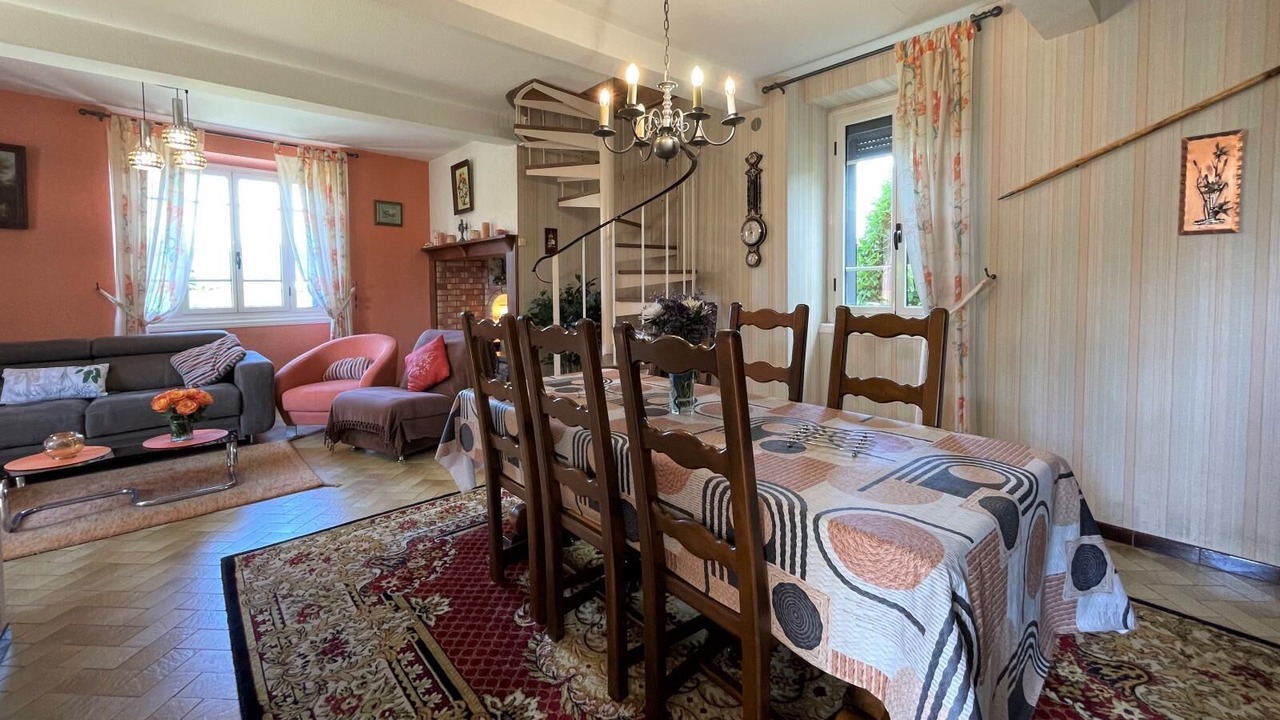 Photo of Others in Asson