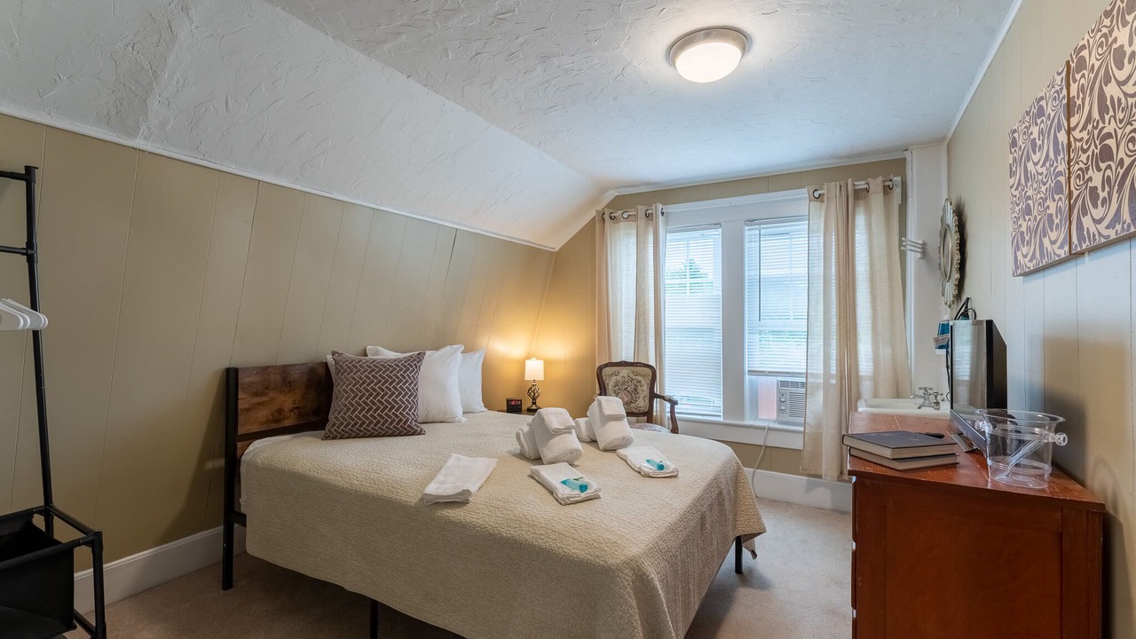 Photo of Bedroom in Weirs Beach