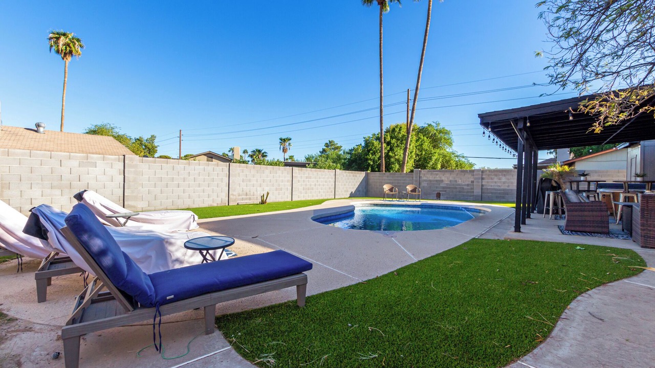 Photo of Outdoor in Desert Foothills Estates