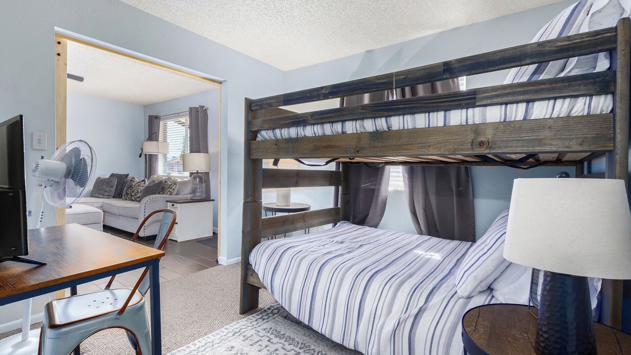 Photo of Bedroom in Desert Foothills Estates