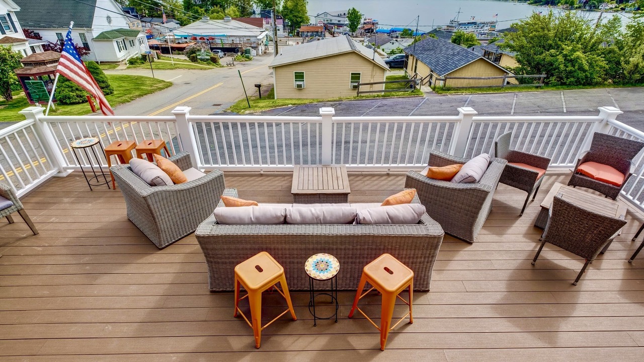 Photo of Patio Balcony in Weirs Beach