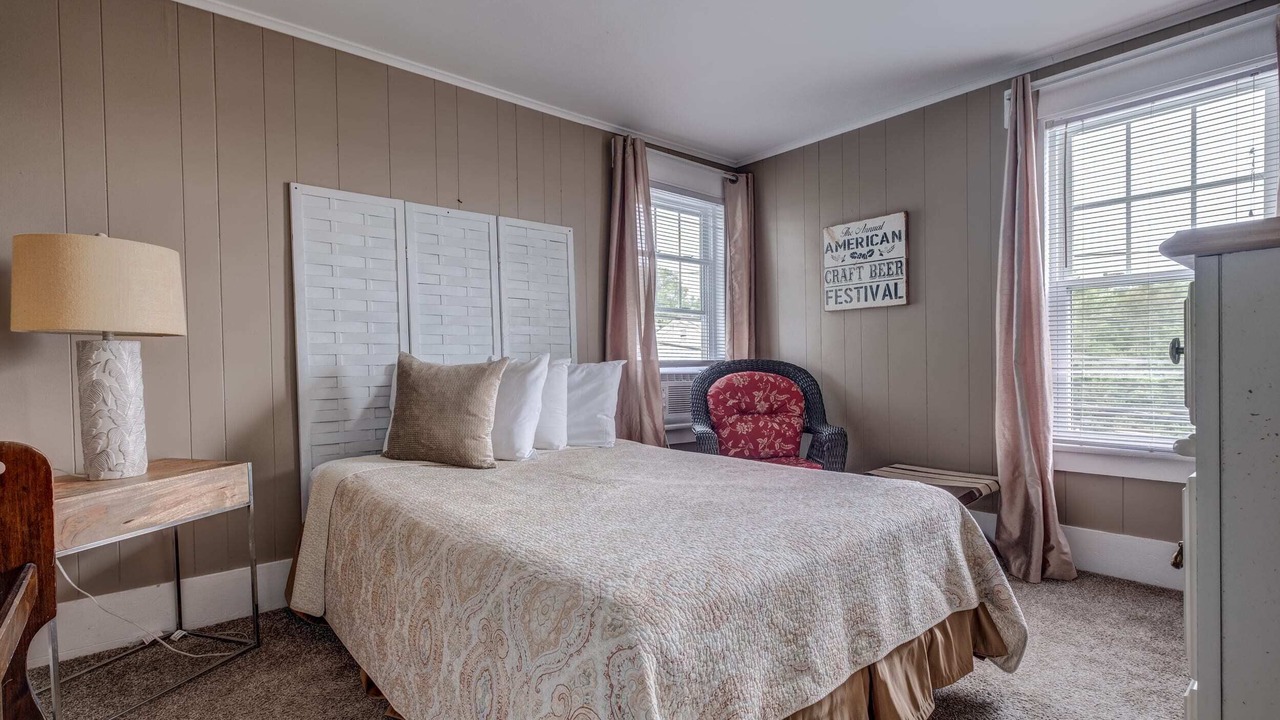 Photo of Bedroom in Weirs Beach