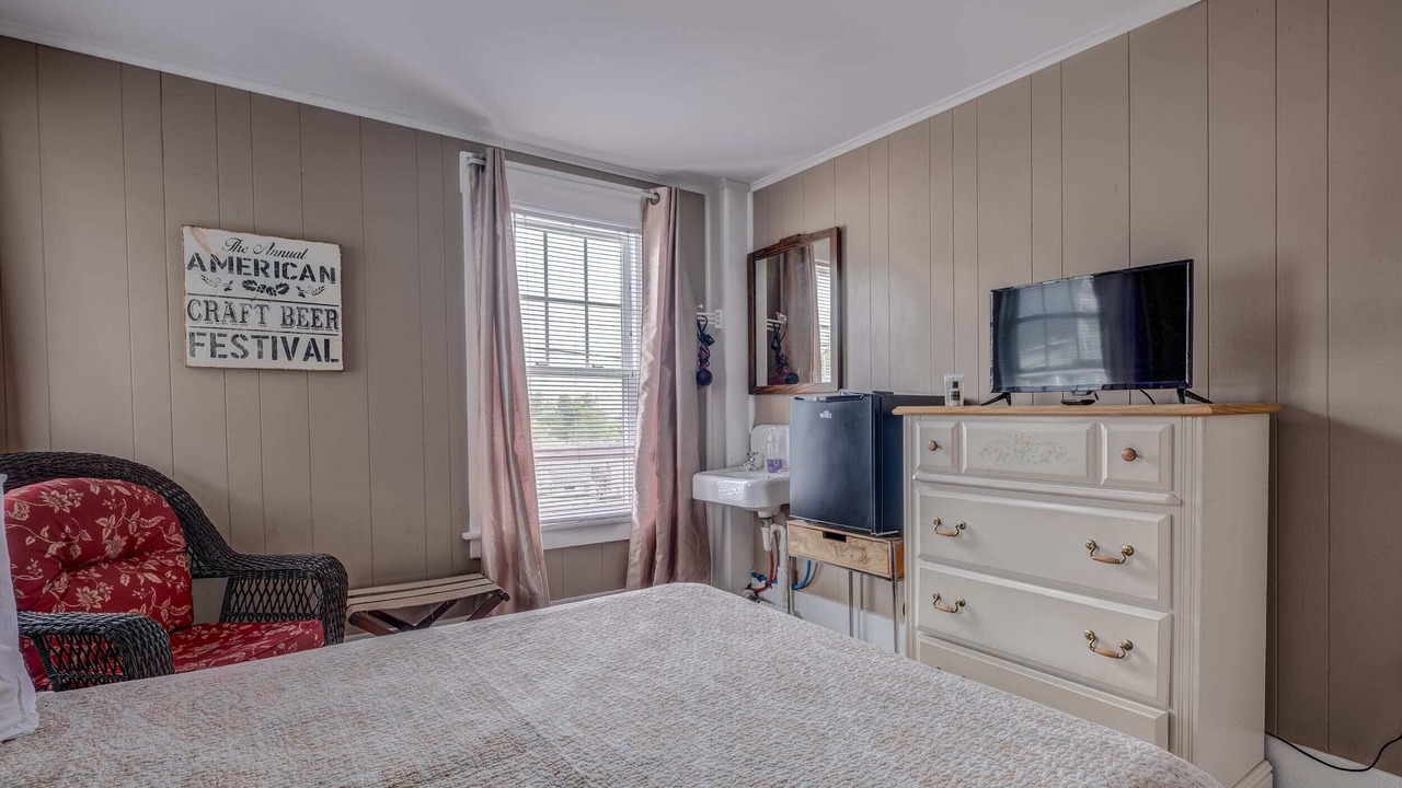 Photo of Bedroom in Weirs Beach