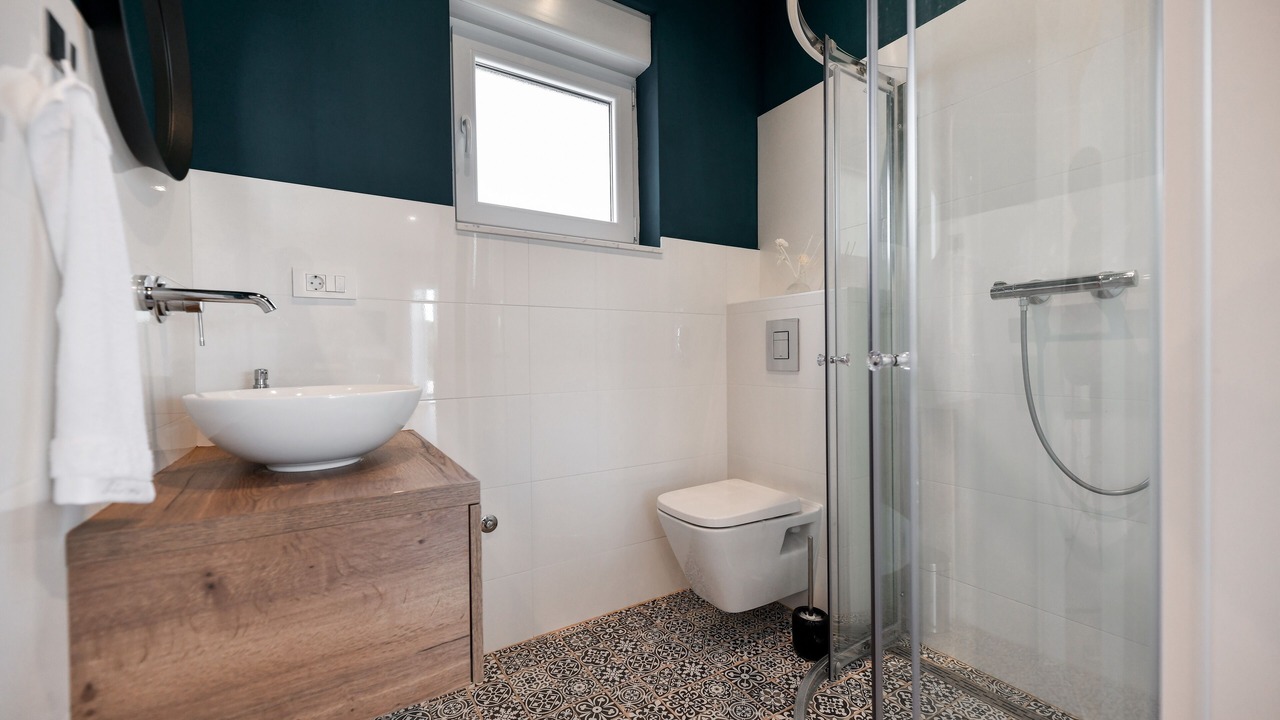 Photo of Bathroom in Tinj