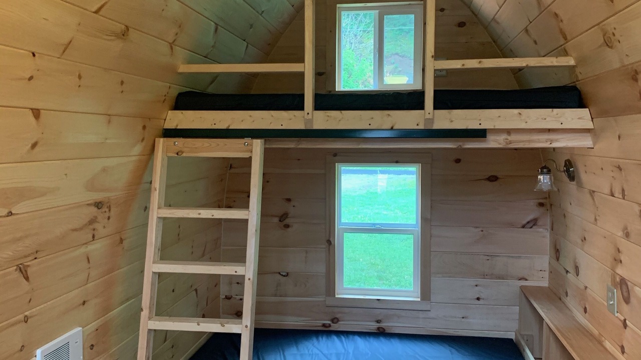 Photo of Bedroom in New River